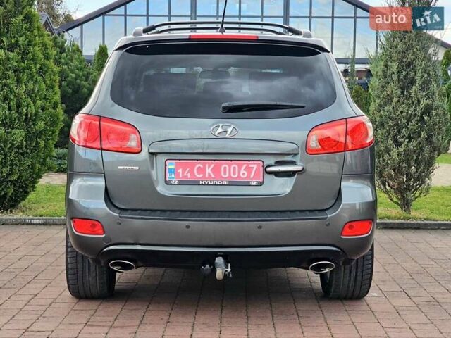 Серый Хендай Санта Фе, объемом двигателя 2.2 л и пробегом 210 тыс. км за 9750 $, фото 62 на Automoto.ua