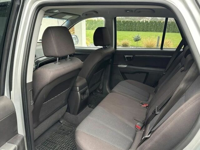 Сірий Хендай Санта Фе, об'ємом двигуна 0 л та пробігом 264 тис. км за 4500 $, фото 6 на Automoto.ua