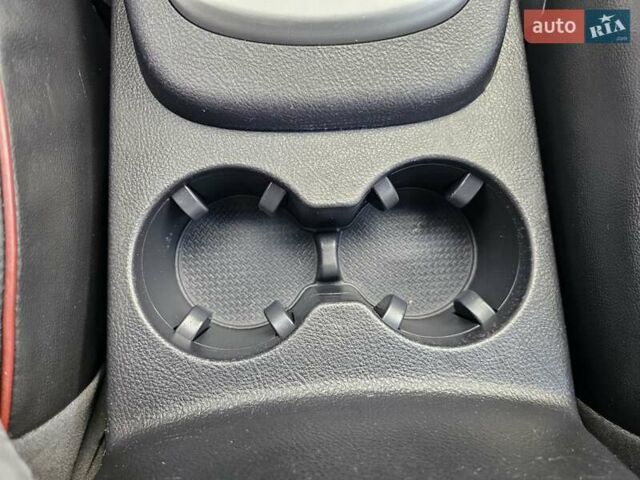 Серый Хендай Санта Фе, объемом двигателя 2.2 л и пробегом 210 тыс. км за 9750 $, фото 113 на Automoto.ua