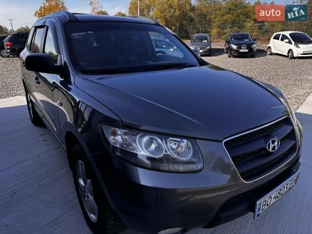 Сірий Хендай Санта Фе, об'ємом двигуна 2.7 л та пробігом 267 тис. км за 8900 $, фото 7 на Automoto.ua
