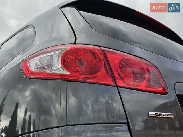 Сірий Хендай Санта Фе, об'ємом двигуна 2.2 л та пробігом 210 тис. км за 9950 $, фото 80 на Automoto.ua