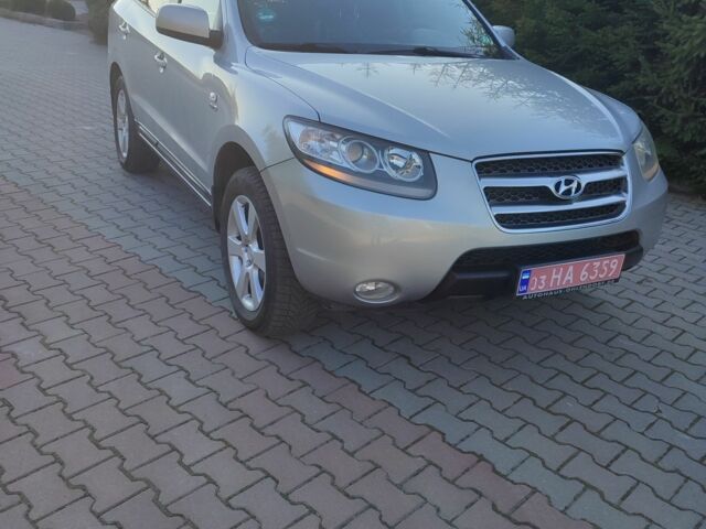 Серый Хендай Санта Фе, объемом двигателя 2.2 л и пробегом 264 тыс. км за 9800 $, фото 21 на Automoto.ua