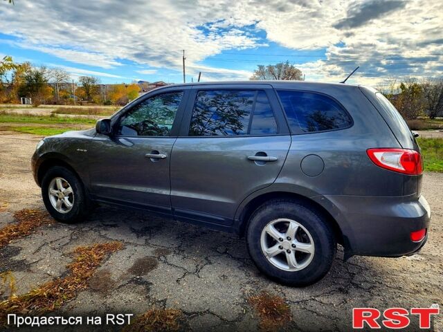 Серый Хендай Санта Фе, объемом двигателя 2.2 л и пробегом 218 тыс. км за 9800 $, фото 2 на Automoto.ua