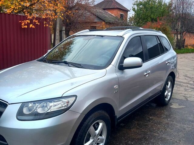 Серый Хендай Санта Фе, объемом двигателя 2.2 л и пробегом 200 тыс. км за 9400 $, фото 3 на Automoto.ua