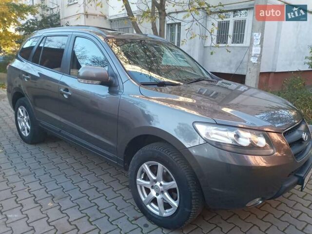 Сірий Хендай Санта Фе, об'ємом двигуна 2.2 л та пробігом 230 тис. км за 9450 $, фото 38 на Automoto.ua