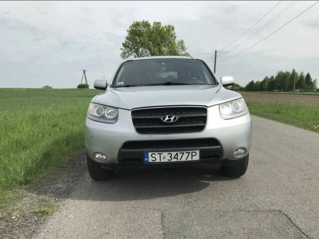 Серый Хендай Санта Фе, объемом двигателя 2.2 л и пробегом 235 тыс. км за 3454 $, фото 4 на Automoto.ua