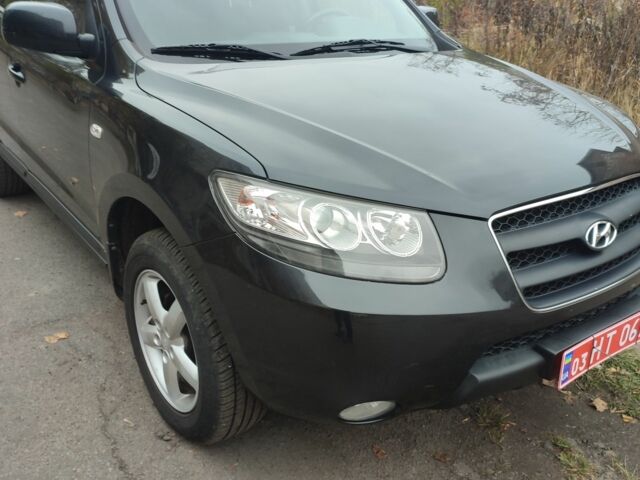 Серый Хендай Санта Фе, объемом двигателя 0 л и пробегом 199 тыс. км за 9500 $, фото 1 на Automoto.ua