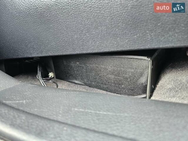 Сірий Хендай Санта Фе, об'ємом двигуна 2.2 л та пробігом 210 тис. км за 9950 $, фото 168 на Automoto.ua