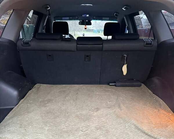 Серый Хендай Санта Фе, объемом двигателя 2.66 л и пробегом 140 тыс. км за 9200 $, фото 10 на Automoto.ua