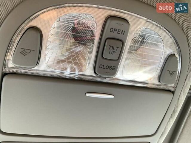 Сірий Хендай Санта Фе, об'ємом двигуна 2.7 л та пробігом 89 тис. км за 13800 $, фото 13 на Automoto.ua