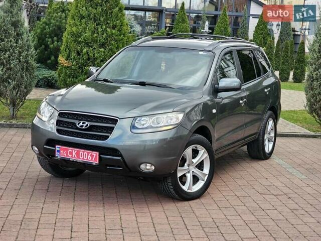 Серый Хендай Санта Фе, объемом двигателя 2.2 л и пробегом 210 тыс. км за 9750 $, фото 19 на Automoto.ua