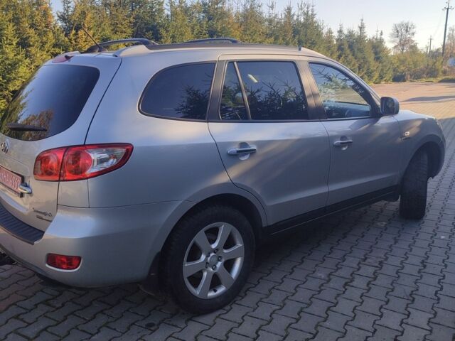 Серый Хендай Санта Фе, объемом двигателя 2.2 л и пробегом 264 тыс. км за 9800 $, фото 8 на Automoto.ua