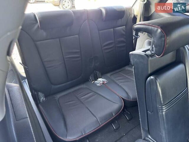 Сірий Хендай Санта Фе, об'ємом двигуна 2.7 л та пробігом 267 тис. км за 8900 $, фото 16 на Automoto.ua