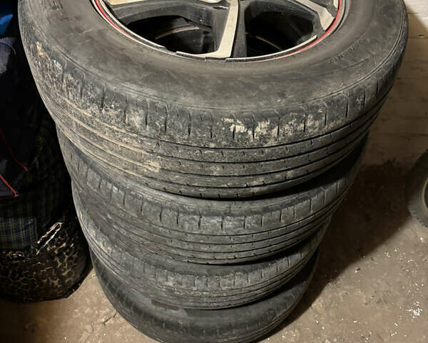 Серый Хендай Санта Фе, объемом двигателя 2.19 л и пробегом 170 тыс. км за 10500 $, фото 19 на Automoto.ua