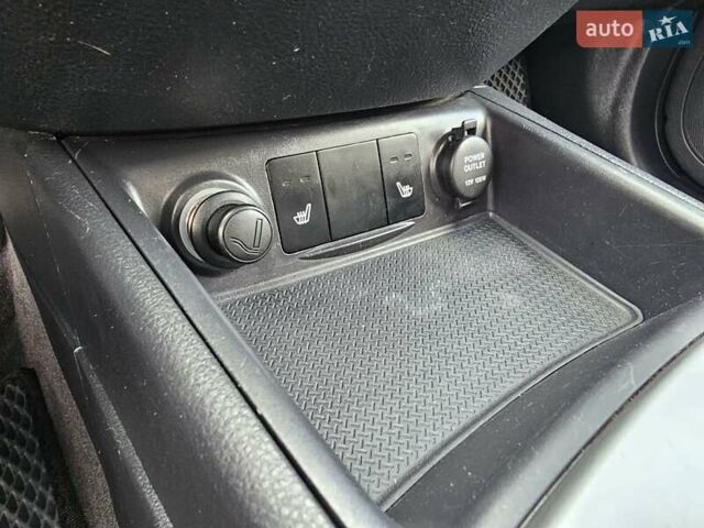 Сірий Хендай Санта Фе, об'ємом двигуна 2.2 л та пробігом 210 тис. км за 9950 $, фото 145 на Automoto.ua