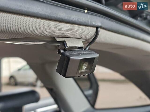 Сірий Хендай Санта Фе, об'ємом двигуна 2.2 л та пробігом 210 тис. км за 9950 $, фото 105 на Automoto.ua