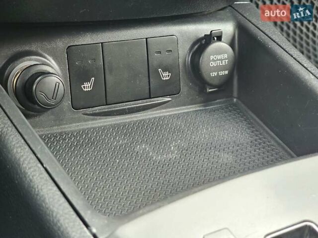 Сірий Хендай Санта Фе, об'ємом двигуна 2.2 л та пробігом 210 тис. км за 9950 $, фото 184 на Automoto.ua