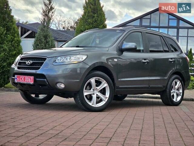 Сірий Хендай Санта Фе, об'ємом двигуна 2.2 л та пробігом 210 тис. км за 9950 $, фото 25 на Automoto.ua