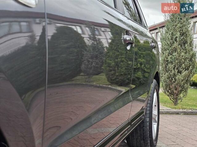 Сірий Хендай Санта Фе, об'ємом двигуна 2.2 л та пробігом 210 тис. км за 9950 $, фото 42 на Automoto.ua