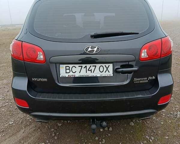 Серый Хендай Санта Фе, объемом двигателя 2.2 л и пробегом 245 тыс. км за 9900 $, фото 8 на Automoto.ua