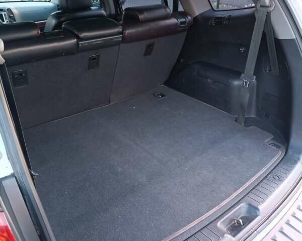 Серый Хендай Санта Фе, объемом двигателя 2.2 л и пробегом 202 тыс. км за 11000 $, фото 25 на Automoto.ua