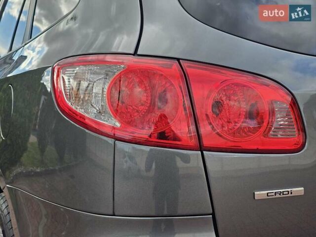 Сірий Хендай Санта Фе, об'ємом двигуна 2.2 л та пробігом 210 тис. км за 9950 $, фото 79 на Automoto.ua