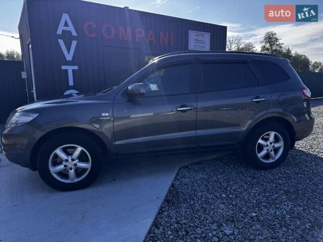 Сірий Хендай Санта Фе, об'ємом двигуна 2.7 л та пробігом 267 тис. км за 8900 $, фото 6 на Automoto.ua
