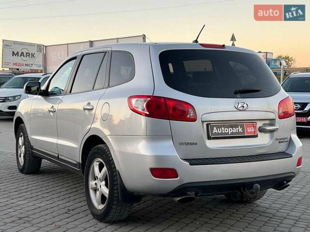 Серый Хендай Санта Фе, объемом двигателя 2.2 л и пробегом 279 тыс. км за 10890 $, фото 6 на Automoto.ua