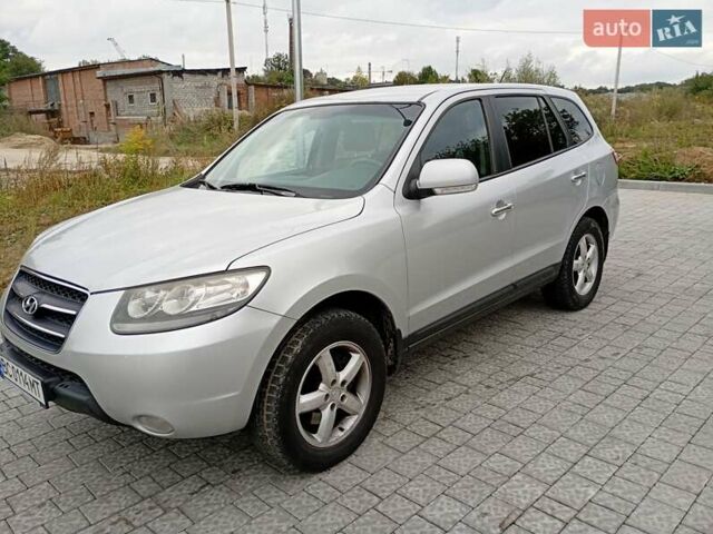 Серый Хендай Санта Фе, объемом двигателя 2.2 л и пробегом 240 тыс. км за 10200 $, фото 8 на Automoto.ua