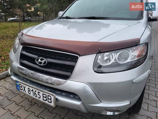 Серый Хендай Санта Фе, объемом двигателя 2.19 л и пробегом 252 тыс. км за 10300 $, фото 51 на Automoto.ua
