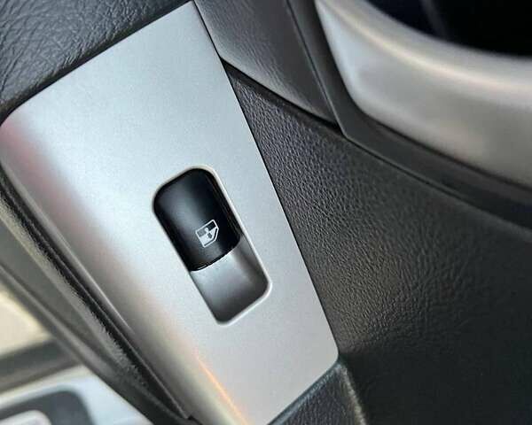 Серый Хендай Санта Фе, объемом двигателя 2.2 л и пробегом 279 тыс. км за 10890 $, фото 30 на Automoto.ua