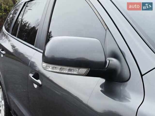 Серый Хендай Санта Фе, объемом двигателя 2.2 л и пробегом 229 тыс. км за 11999 $, фото 13 на Automoto.ua