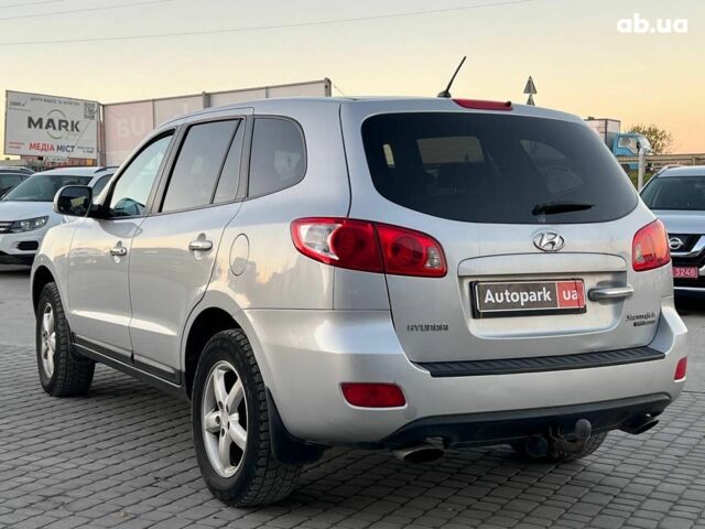 Серый Хендай Санта Фе, объемом двигателя 2.2 л и пробегом 279 тыс. км за 10890 $, фото 6 на Automoto.ua