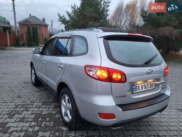 Серый Хендай Санта Фе, объемом двигателя 2.19 л и пробегом 252 тыс. км за 10300 $, фото 10 на Automoto.ua