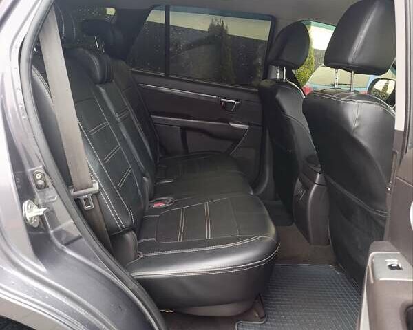 Сірий Хендай Санта Фе, об'ємом двигуна 2.2 л та пробігом 209 тис. км за 12500 $, фото 12 на Automoto.ua