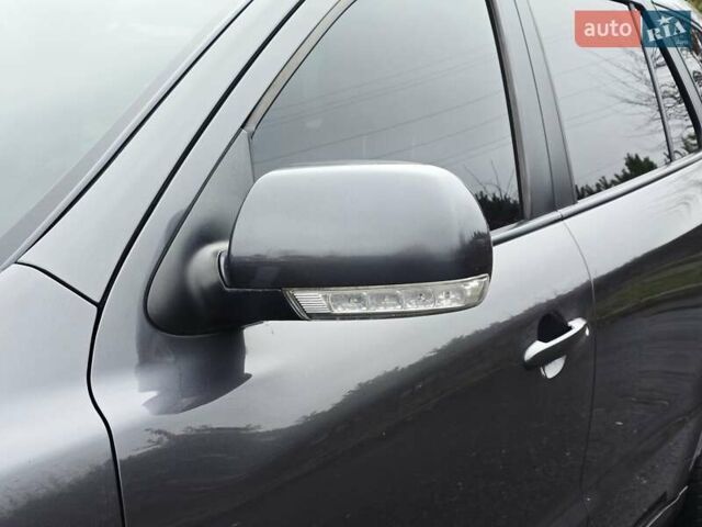 Серый Хендай Санта Фе, объемом двигателя 2.2 л и пробегом 229 тыс. км за 11999 $, фото 14 на Automoto.ua