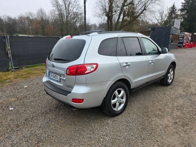 Серый Хендай Санта Фе, объемом двигателя 2.2 л и пробегом 189 тыс. км за 2799 $, фото 4 на Automoto.ua