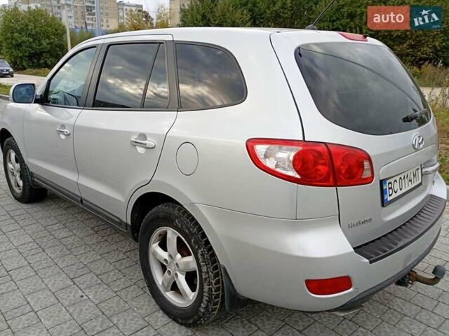Серый Хендай Санта Фе, объемом двигателя 2.2 л и пробегом 240 тыс. км за 10200 $, фото 32 на Automoto.ua