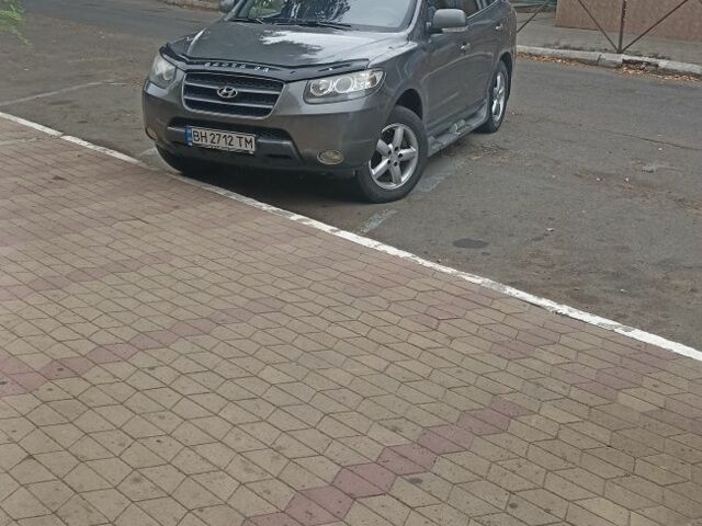 Сірий Хендай Санта Фе, об'ємом двигуна 2.2 л та пробігом 230 тис. км за 11000 $, фото 3 на Automoto.ua