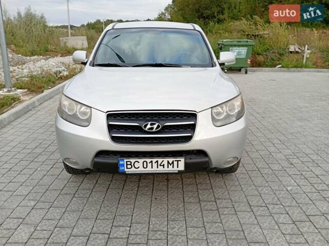 Серый Хендай Санта Фе, объемом двигателя 2.2 л и пробегом 240 тыс. км за 10200 $, фото 28 на Automoto.ua