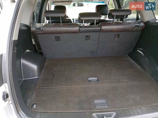Серый Хендай Санта Фе, объемом двигателя 2.2 л и пробегом 240 тыс. км за 10200 $, фото 15 на Automoto.ua