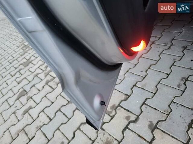 Серый Хендай Санта Фе, объемом двигателя 2.19 л и пробегом 252 тыс. км за 10300 $, фото 98 на Automoto.ua