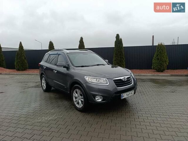 Сірий Хендай Санта Фе, об'ємом двигуна 2.2 л та пробігом 209 тис. км за 12500 $, фото 1 на Automoto.ua