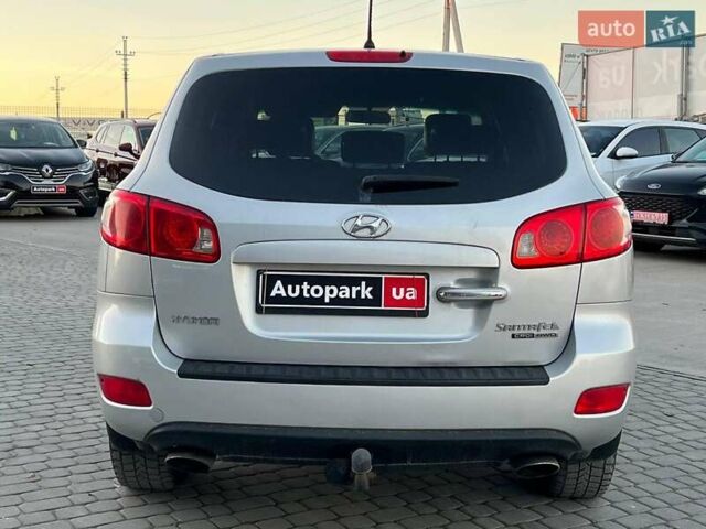 Серый Хендай Санта Фе, объемом двигателя 2.2 л и пробегом 279 тыс. км за 10890 $, фото 7 на Automoto.ua