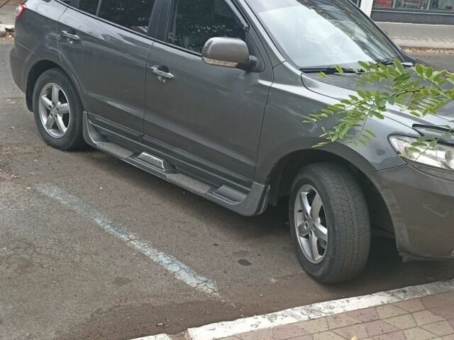 Сірий Хендай Санта Фе, об'ємом двигуна 2.2 л та пробігом 230 тис. км за 11000 $, фото 4 на Automoto.ua