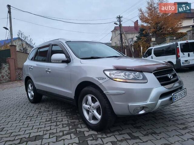 Серый Хендай Санта Фе, объемом двигателя 2.19 л и пробегом 252 тыс. км за 10300 $, фото 14 на Automoto.ua
