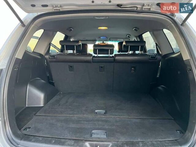 Серый Хендай Санта Фе, объемом двигателя 2.2 л и пробегом 279 тыс. км за 10890 $, фото 35 на Automoto.ua