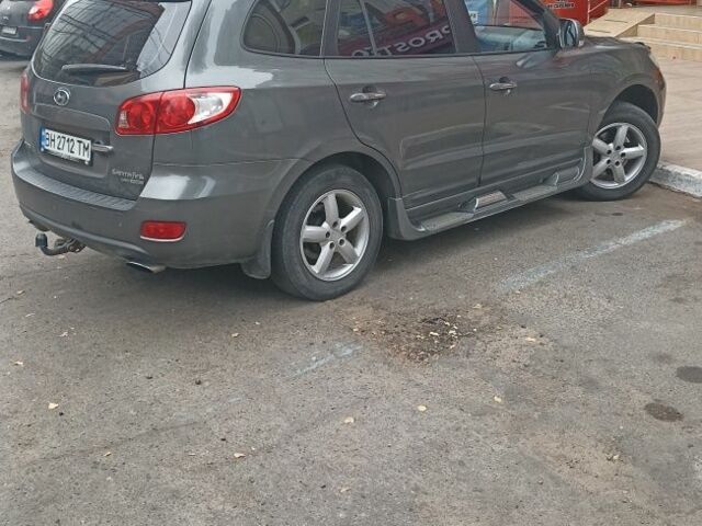 Сірий Хендай Санта Фе, об'ємом двигуна 2.2 л та пробігом 230 тис. км за 11000 $, фото 2 на Automoto.ua