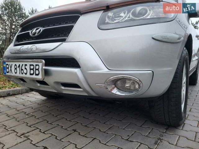 Серый Хендай Санта Фе, объемом двигателя 2.19 л и пробегом 252 тыс. км за 10300 $, фото 56 на Automoto.ua