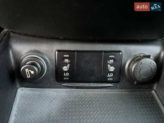 Серый Хендай Санта Фе, объемом двигателя 2.2 л и пробегом 279 тыс. км за 10890 $, фото 26 на Automoto.ua